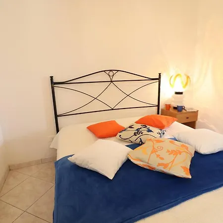 Marta Vacation Apartment *