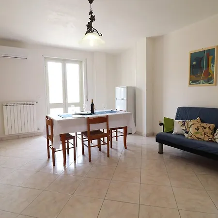 Marta Vacation Apartment *